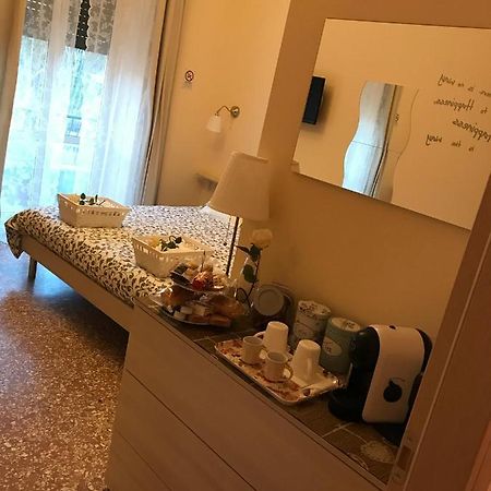 Da Giulia Acomodação com café da manhã Roma Exterior foto