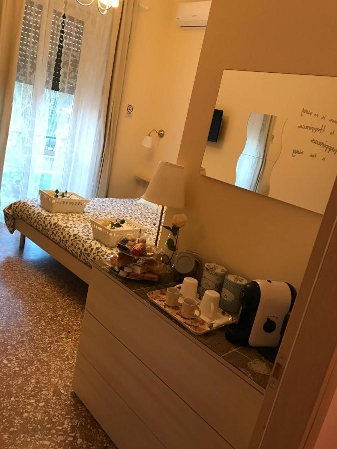 Da Giulia Acomodação com café da manhã Roma Exterior foto